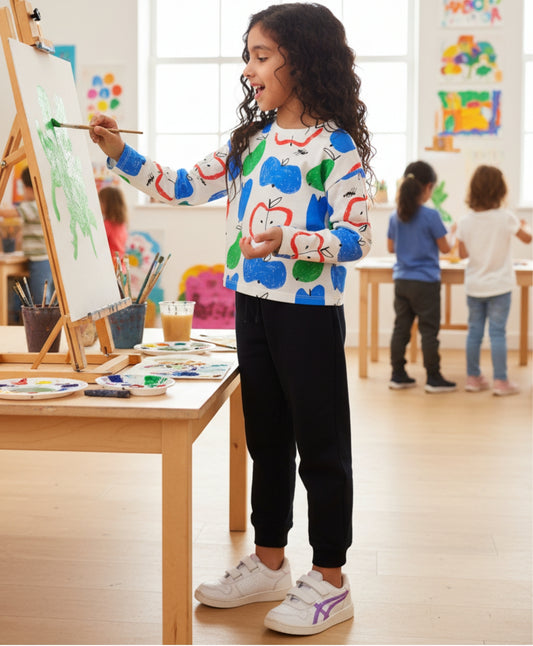 APPLE PEAR LONG SLEEVE GRILS T-SHIRT BLACK FLEECE JOGGER SET - WHITE/BLACK