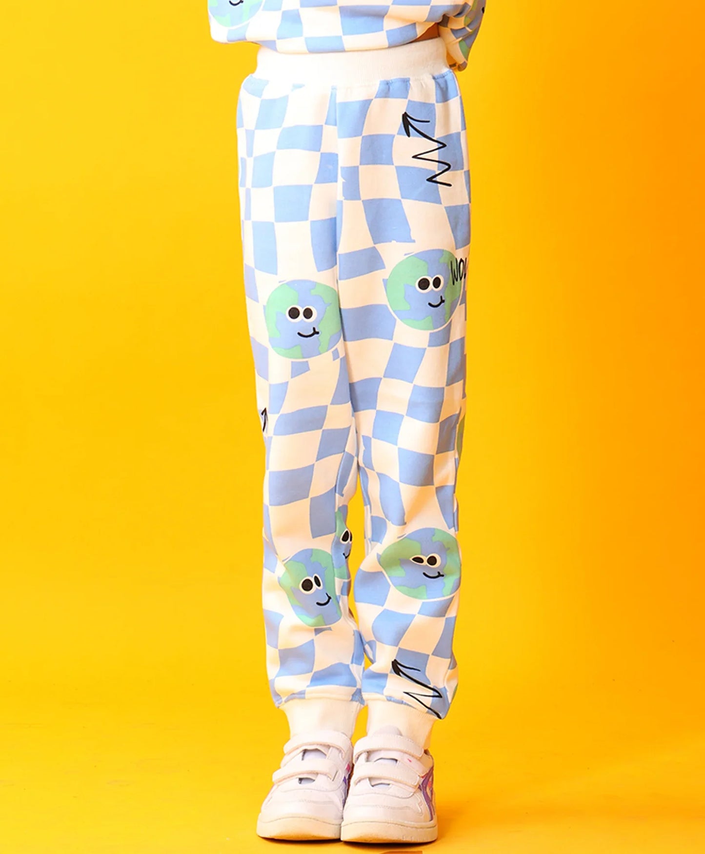 GLOBE CHECK GIRLS FLEECE JOGGER - BLUE