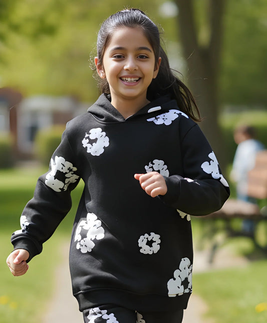 POP BLACK & WHITE GIRLS FLEECE HOODIE - BLACK