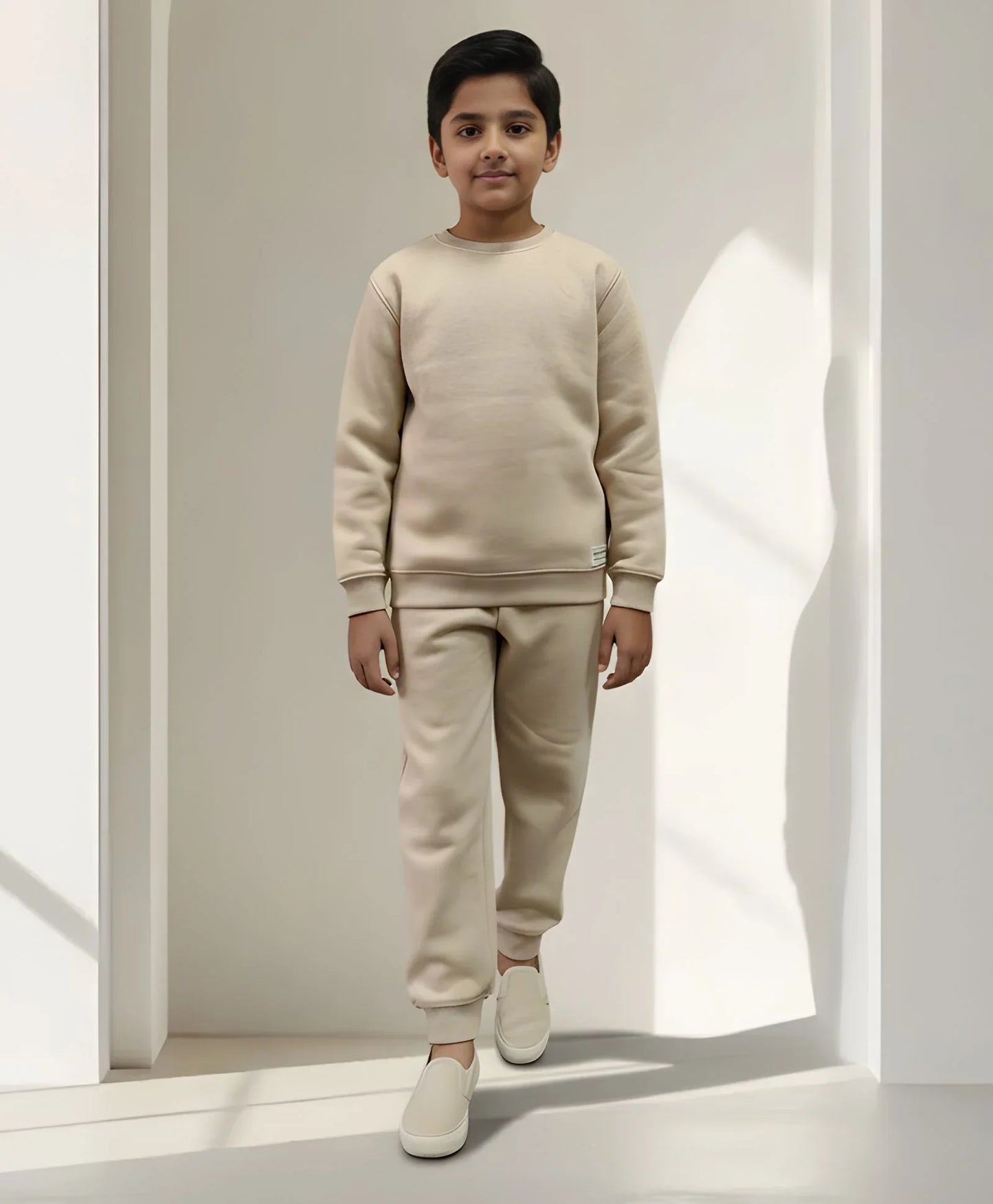 NEW ESSENTIALS FLEECE SWEATSHIRT JOGGER SET - BEIGE