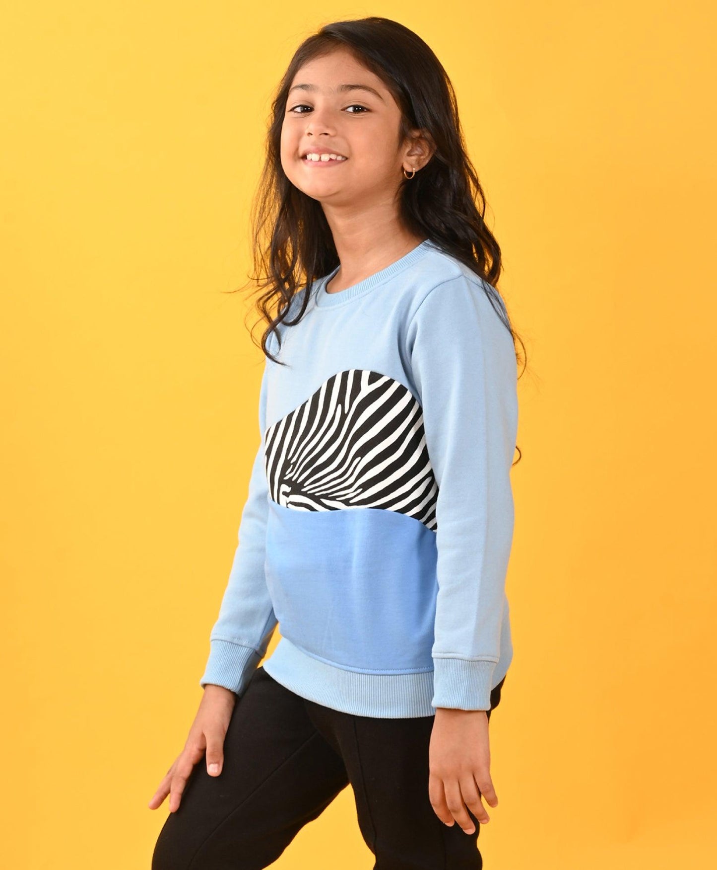 SKY ZEBRA COLOR BLOCK FLEECE GIRLS SWEATSHIRT - BLUE