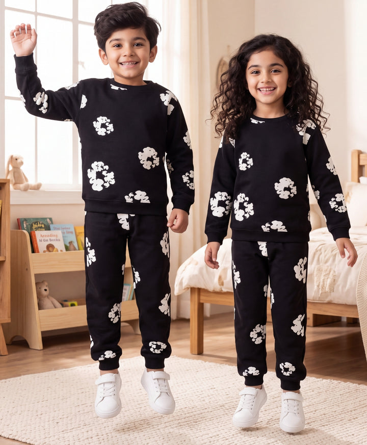 POP BLACK &amp; WHITE FLEECE SWEATSHIRT JOGGER SET - BLACK
