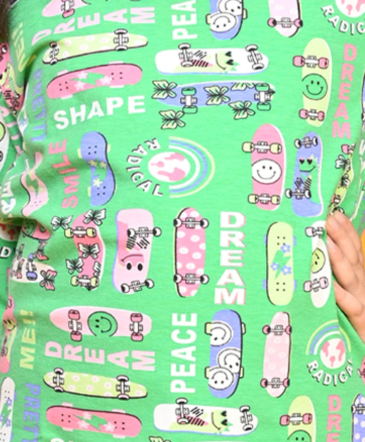 SKATE GREEN LONG SLEEEVE PYJAMA SET - GREEN