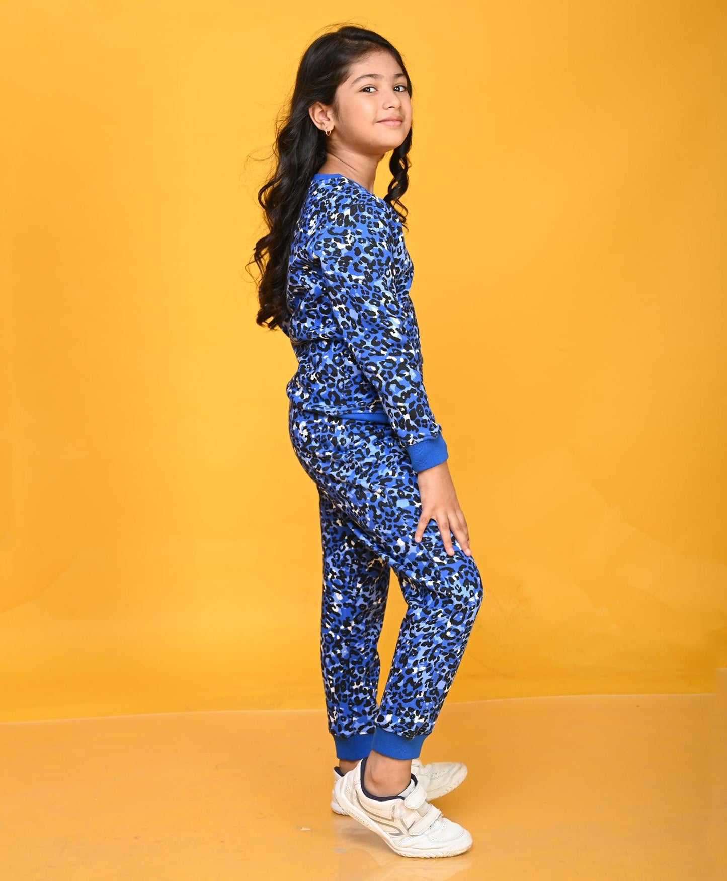 LEOPARD BLUE GIRLS SWEATSHIRT JOGGER SET - BLUE