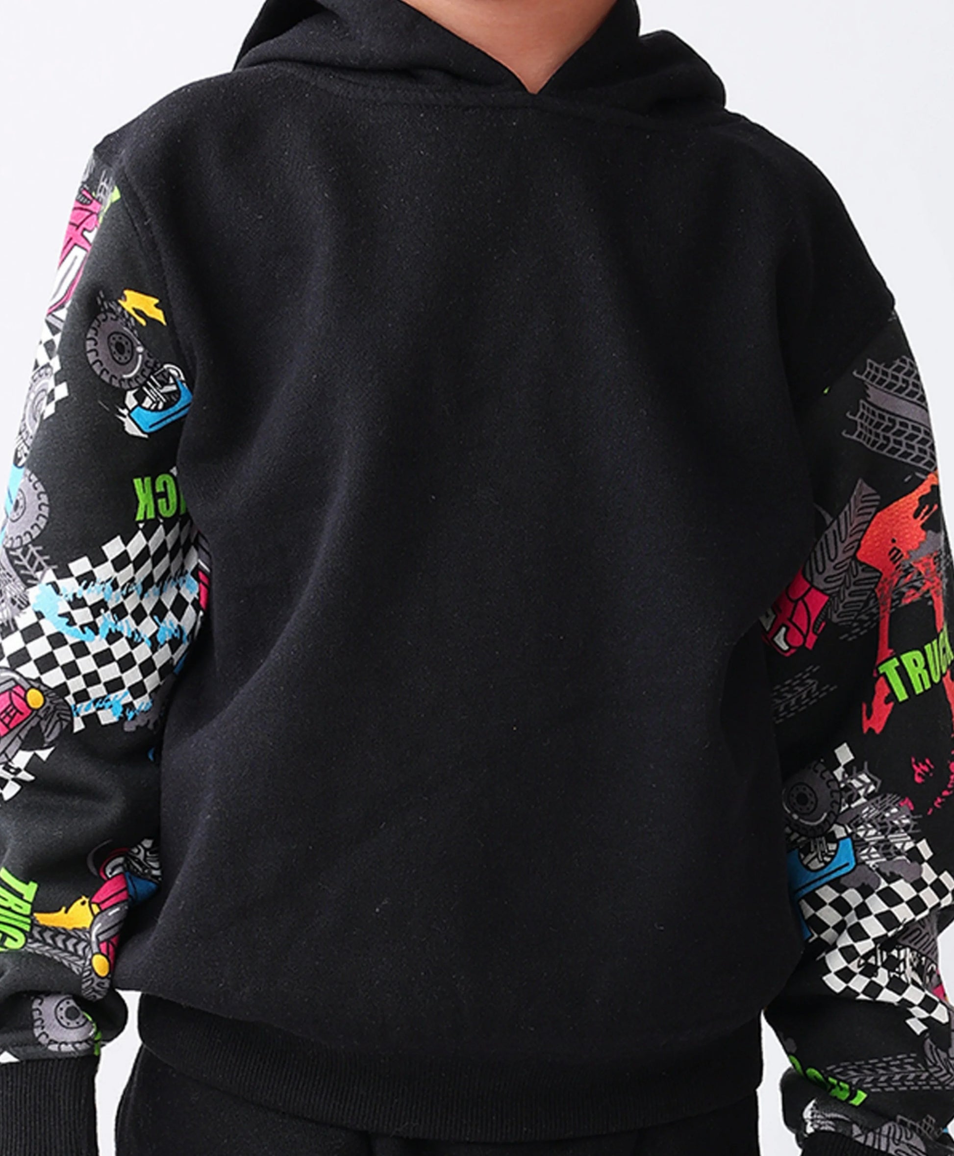 TRUCK BLACK COLOR BLOCK BOYS FLEECE HOODIE - BLACK - Anthrilo 