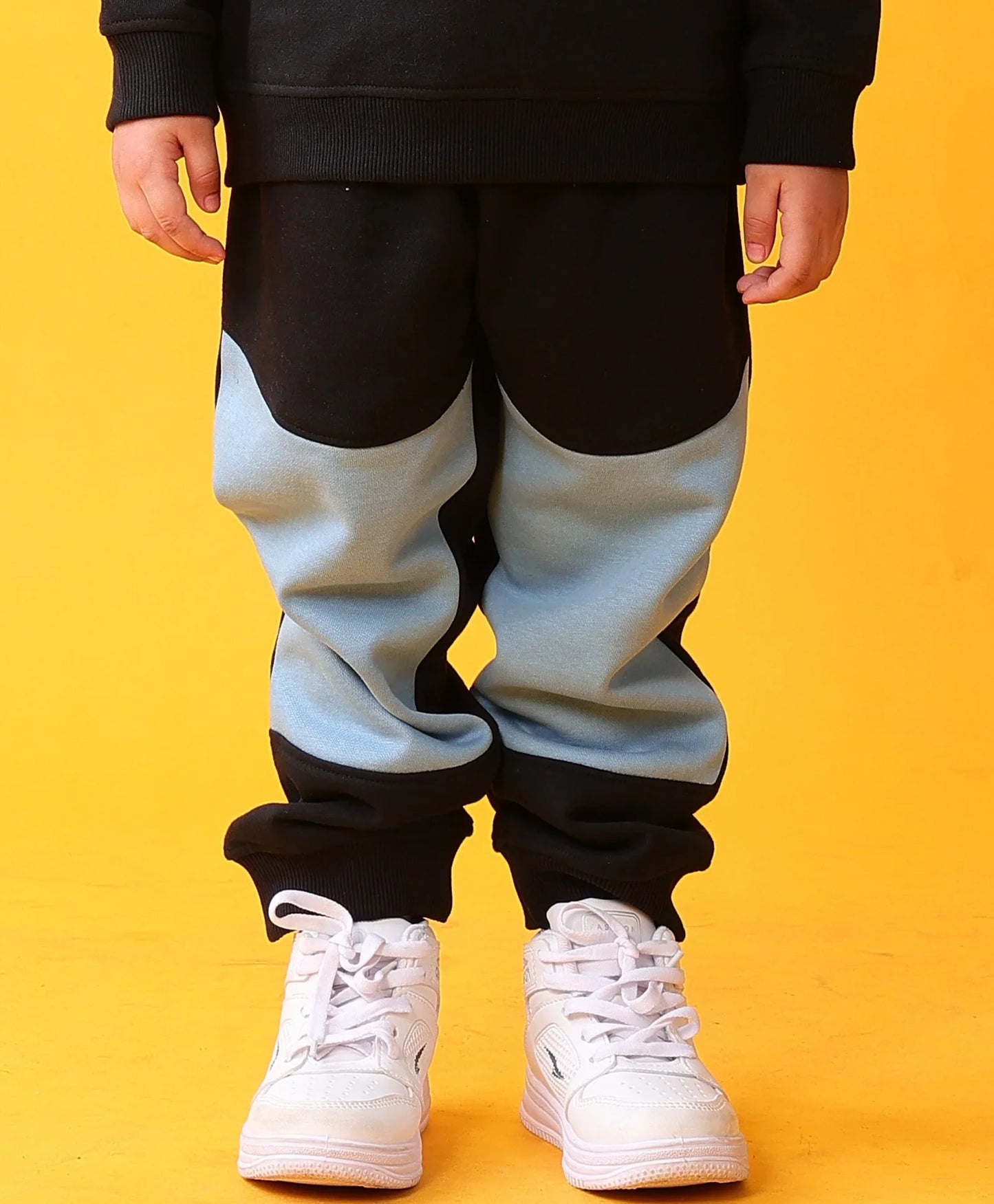 BLACK BLUE INTERLOCK BOYS FLEECE JOGGER - BLACK