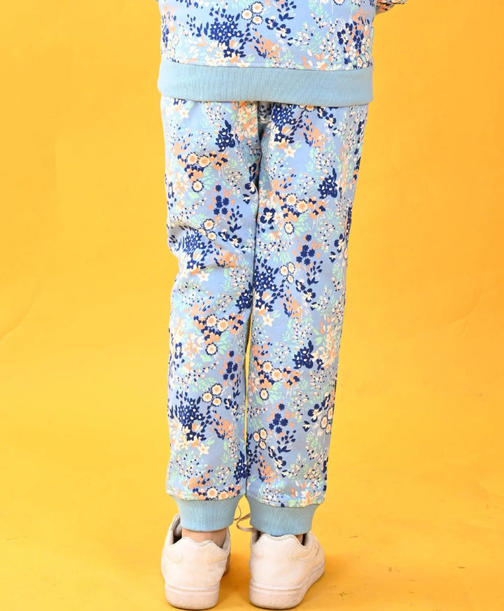 PRETTY BLUE FLOWERS FLEECE JOGGER - BLUE - Anthrilo 