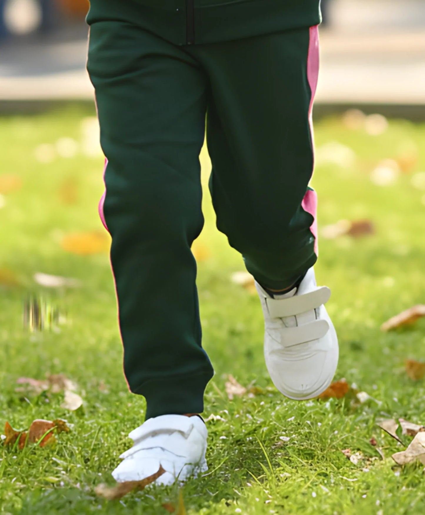 OLIVE FLEECE PINK GLITTER TAPE JOGGER - OLIVE