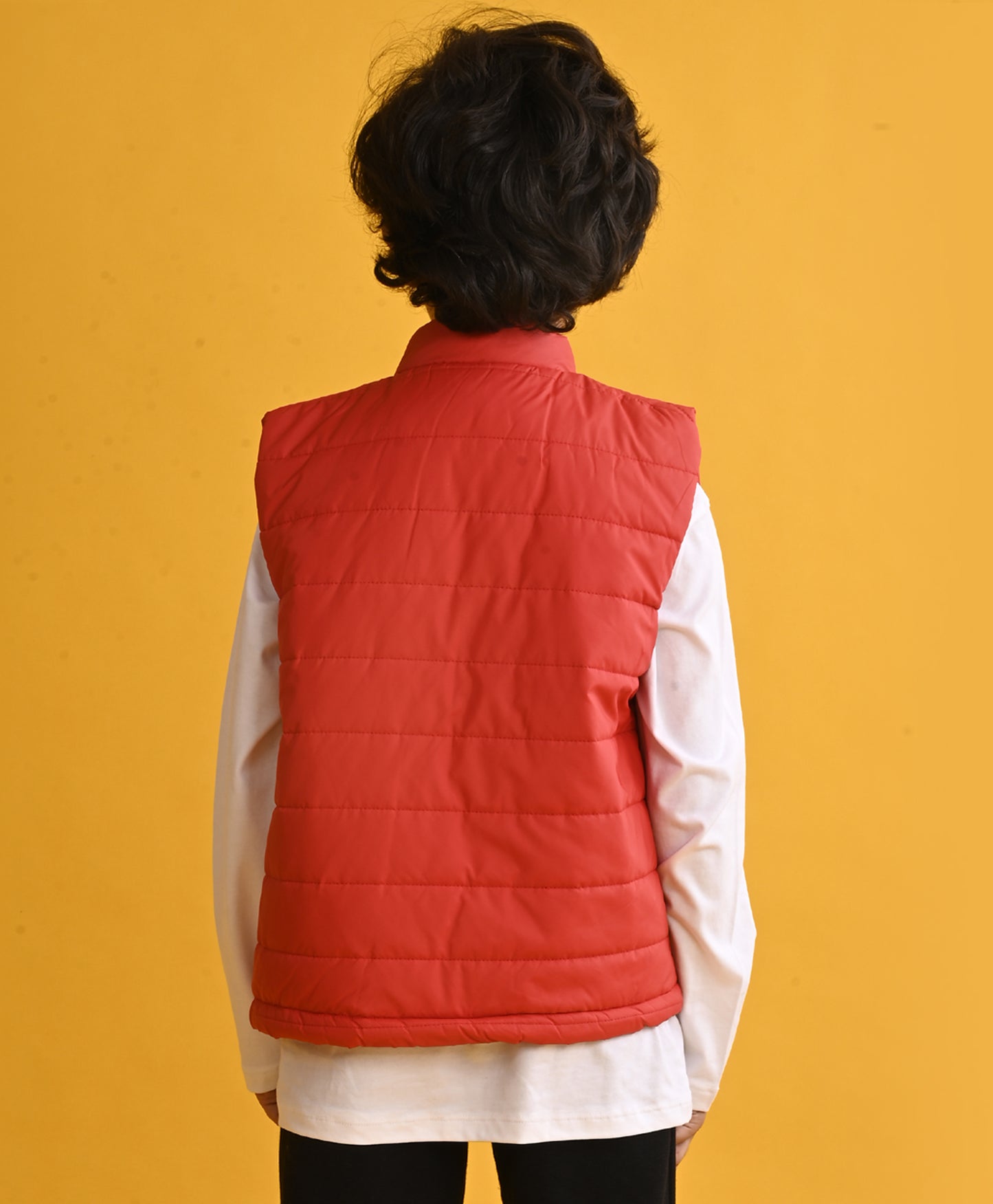 RED SLEEVELESS BOYS JACKET - RED