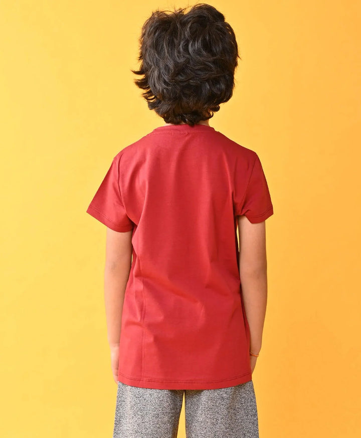 GRANDE AVENTURE SHORT SLEEVE BOYS T-SHIRT - BURGUNDY - Anthrilo 