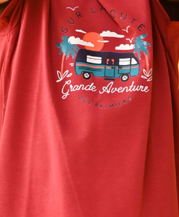 GRANDE AVENTURE SHORT SLEEVE BOYS T-SHIRT - BURGUNDY - Anthrilo 