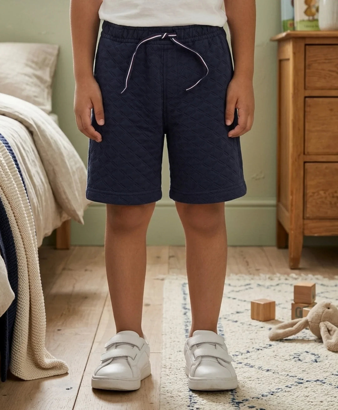 DAIMOND QUILTED NAVY BOYS SHORTS - NAVY - Anthrilo 