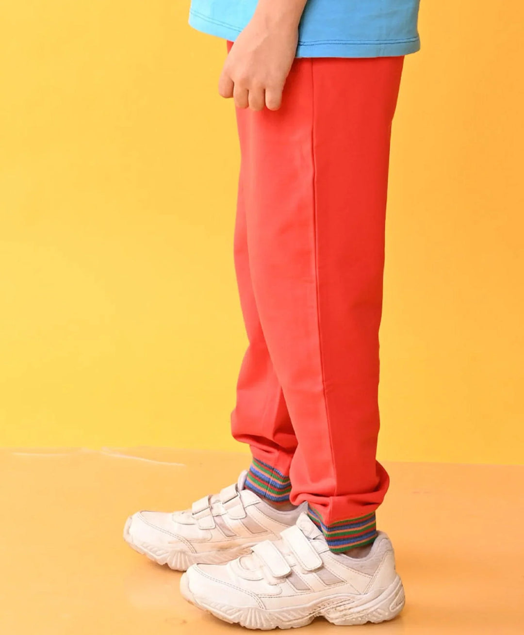 RED JOGGER WITH STRIPED RIB - RED - Anthrilo 