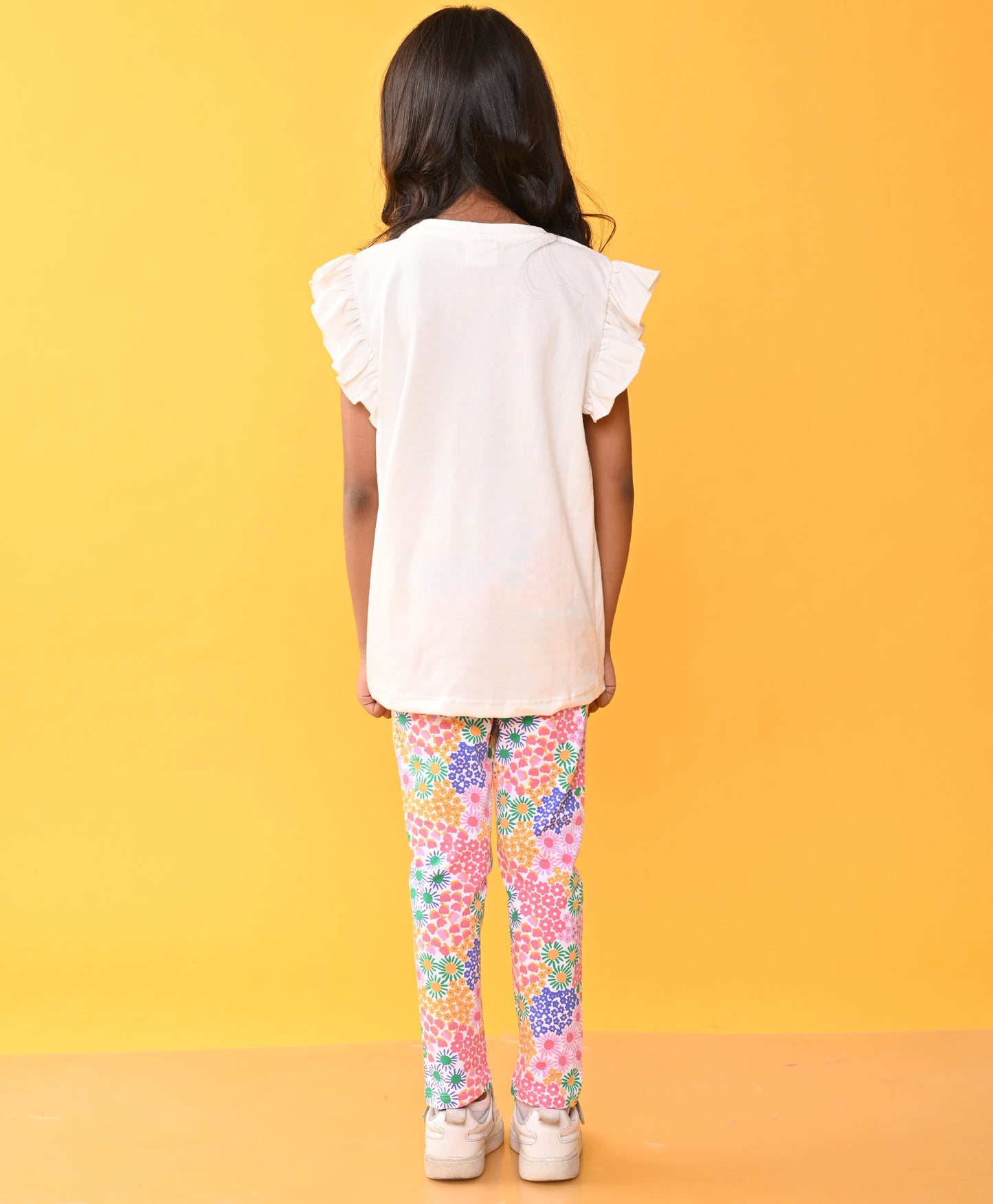 ARTIST T-SHIRT FLORAL LEGGINGS SET - WHITE/ PINK