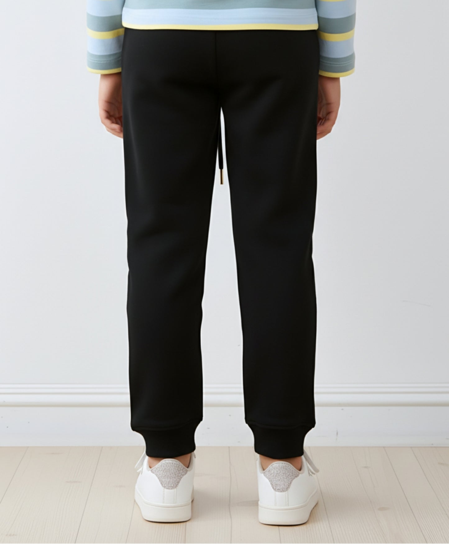 BLACK HEART WARM FLEECE GIRLS JOGGER - BLACK