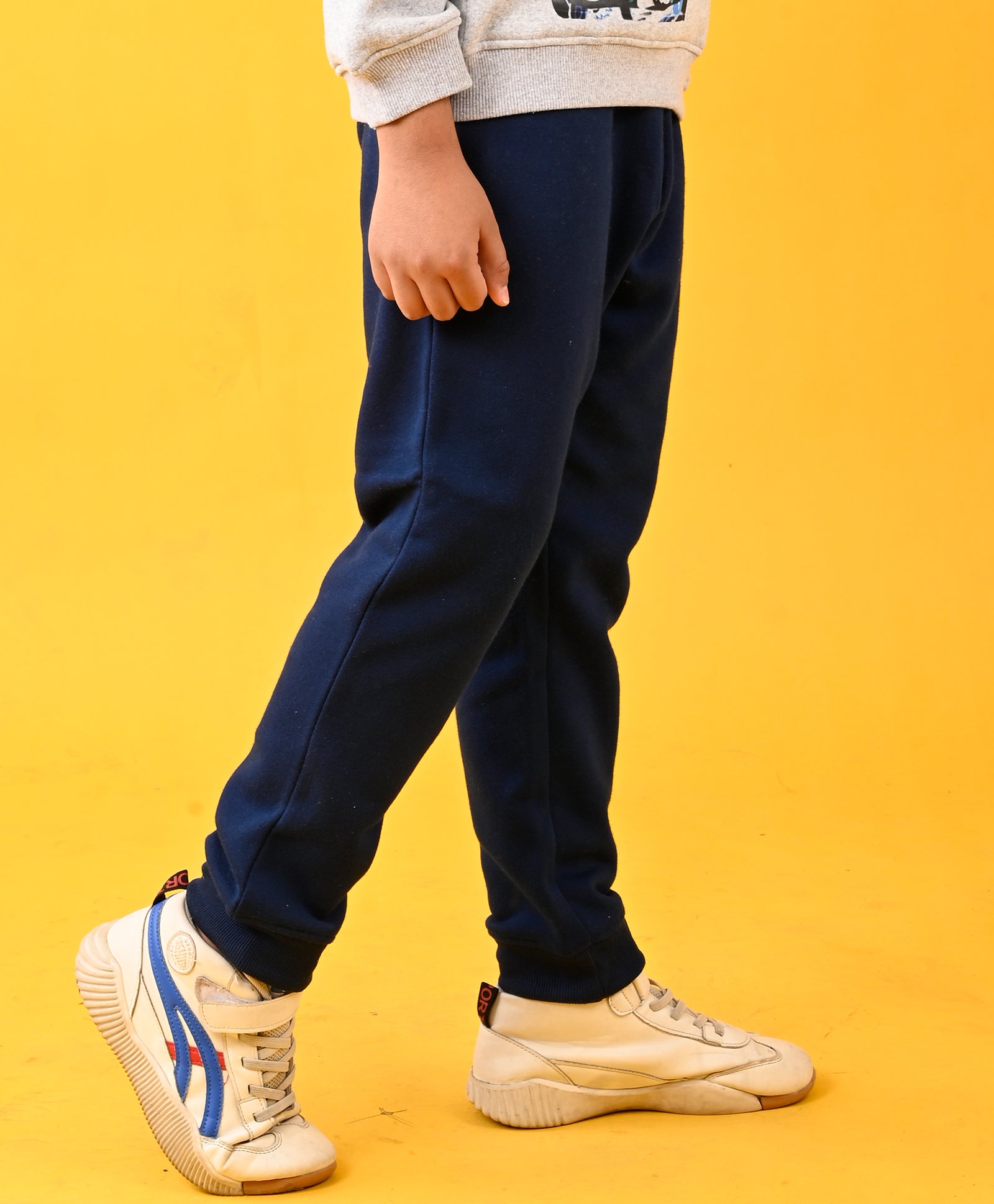 Boys warm joggers hotsell