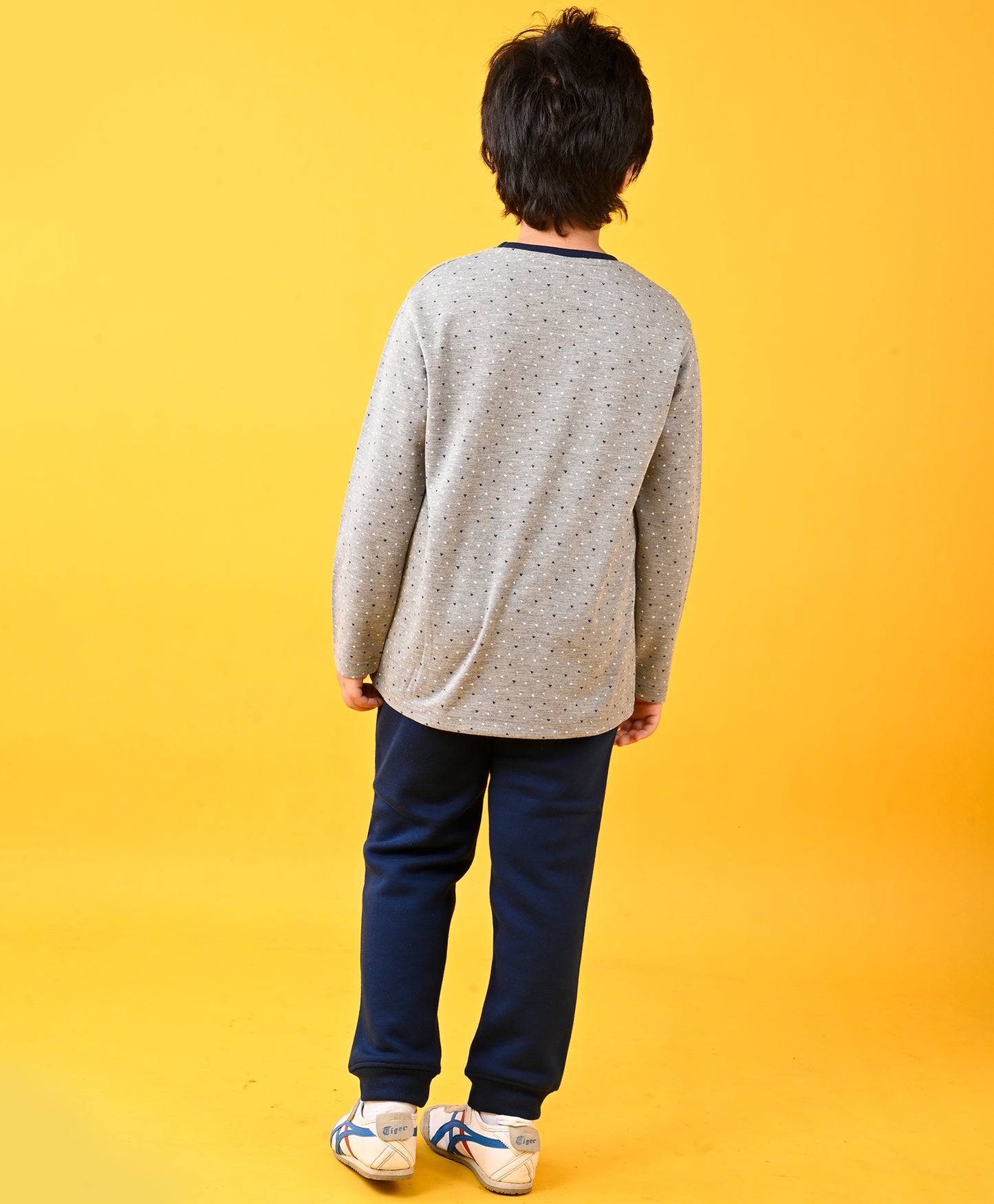 DOTTED GREY LONG SLEEVES T-SHIRT AND NAVY FLEECE JOGGER SET - GREY/NAVY