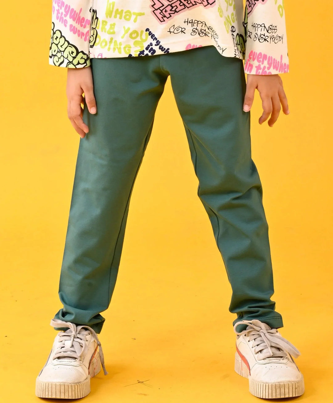 GREEN HEART FUN SOFT LEGGINGS - GREEN - Anthrilo 