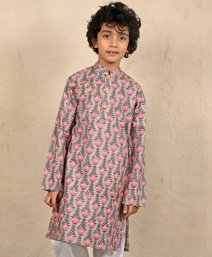 BEIGE BLOCK PRINT PURE COTTON KURTA - GREEN