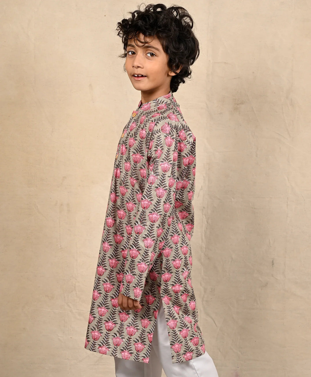 BEIGE BLOCK PRINT PURE COTTON KURTA - GREEN
