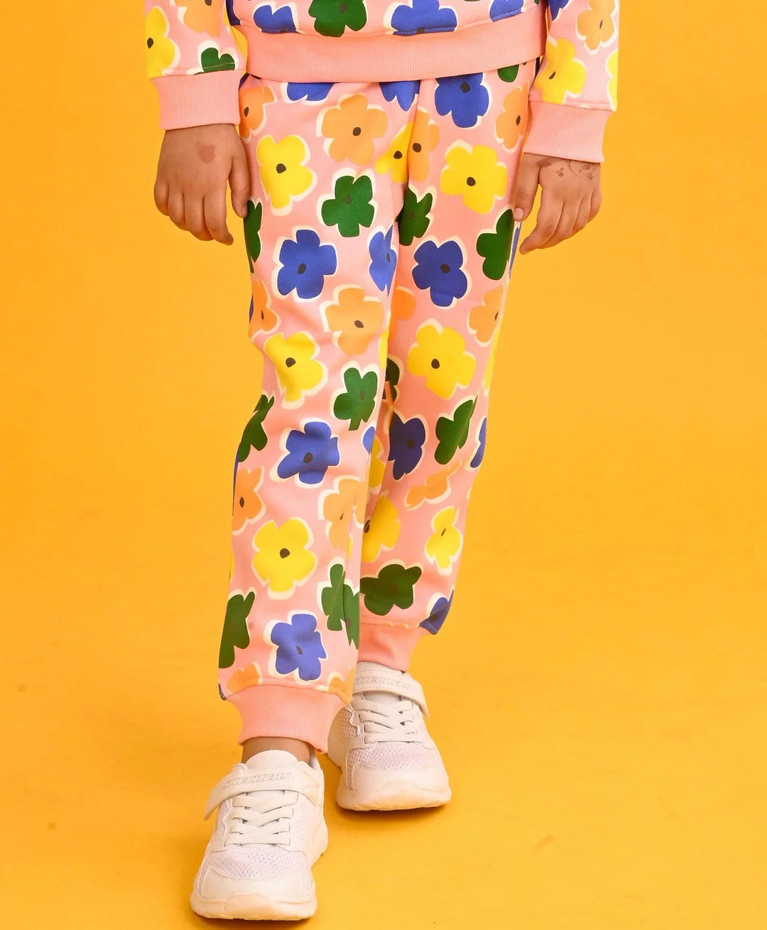 PINK FLOWERS GIRLS FLEECE JOGGER - PINK - Anthrilo 