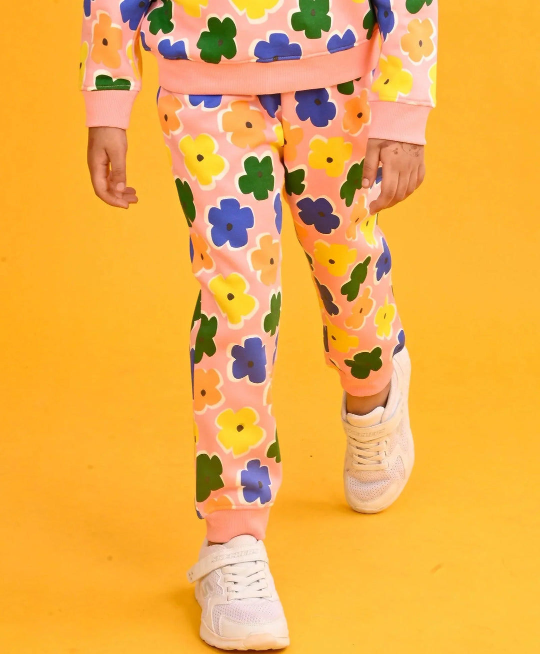 PINK FLOWERS GIRLS FLEECE JOGGER - PINK - Anthrilo 