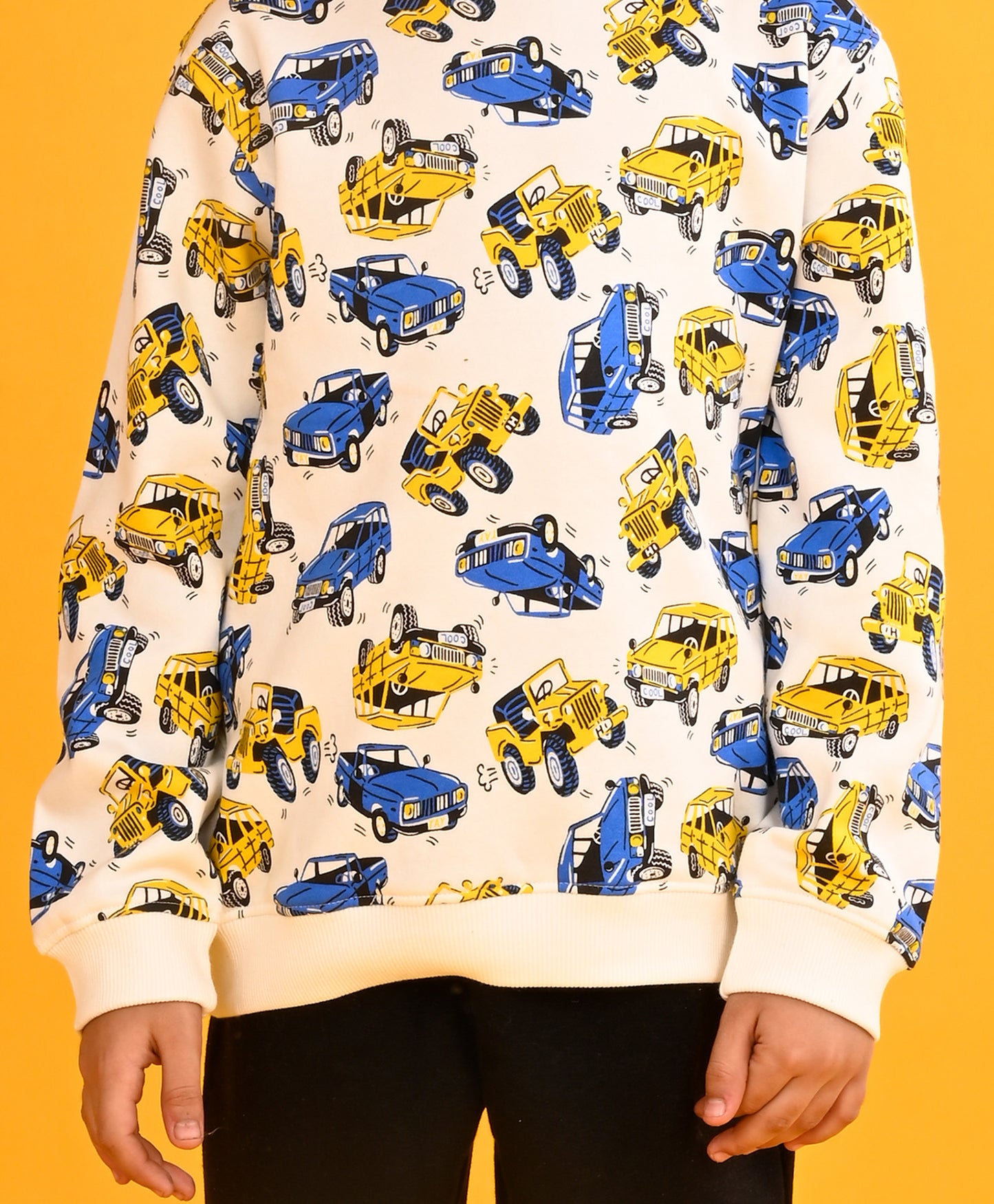 CARS PRINT BOYS FLEECE SWEATSHIRT-WHITE