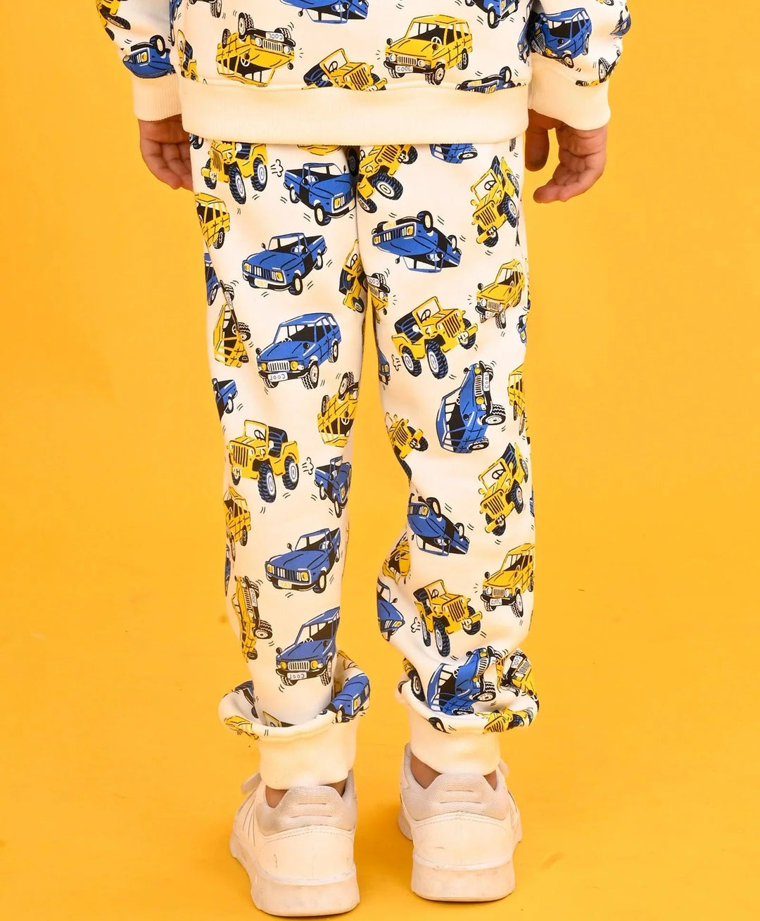 CARS PRINT FLEECE BOYS JOGGER -WHITE