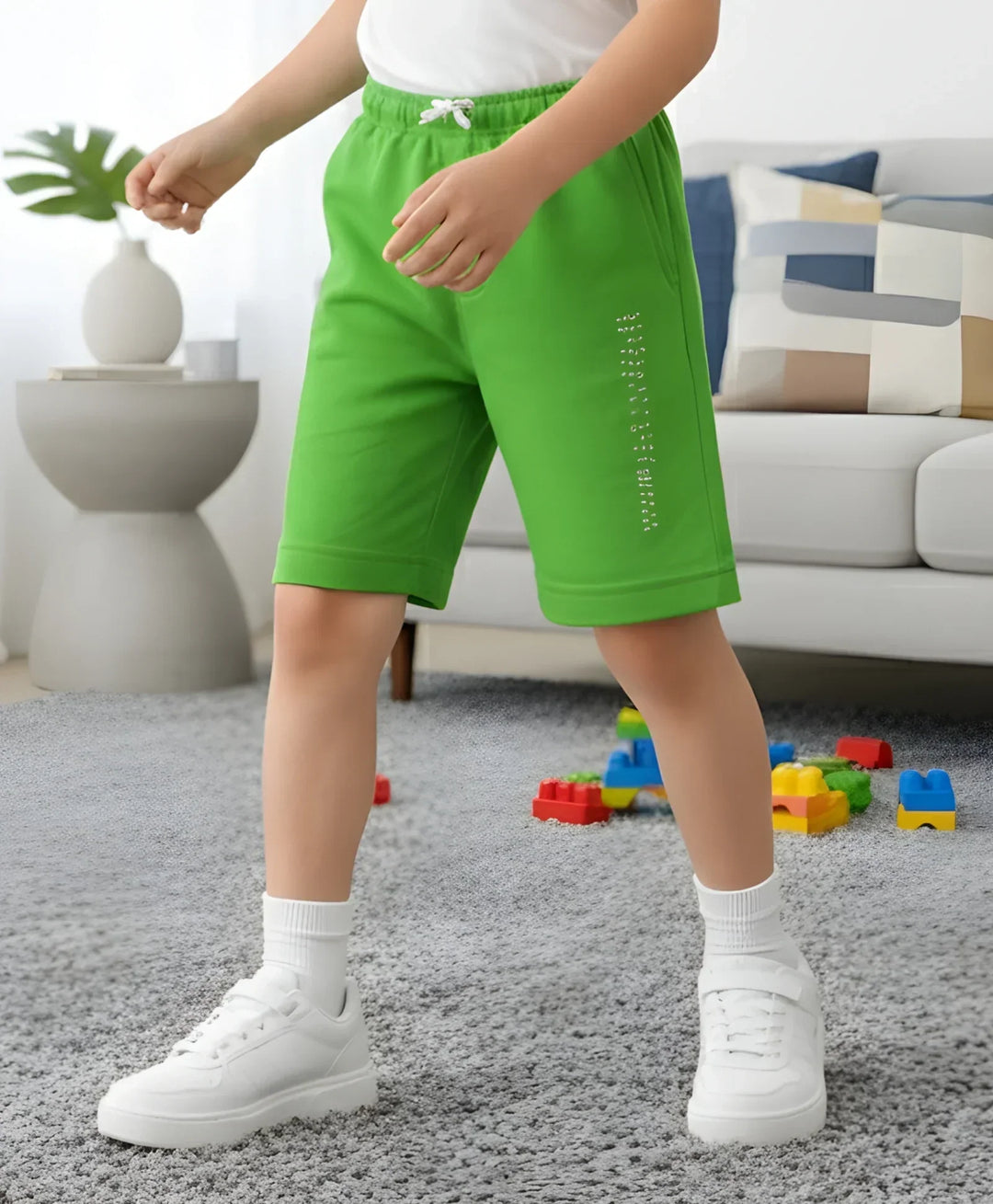 GREEN BOYS SHORTS - Anthrilo 