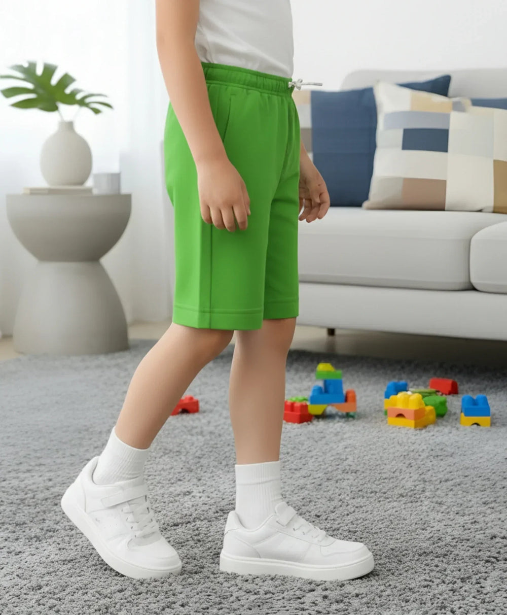GREEN BOYS SHORTS - Anthrilo 