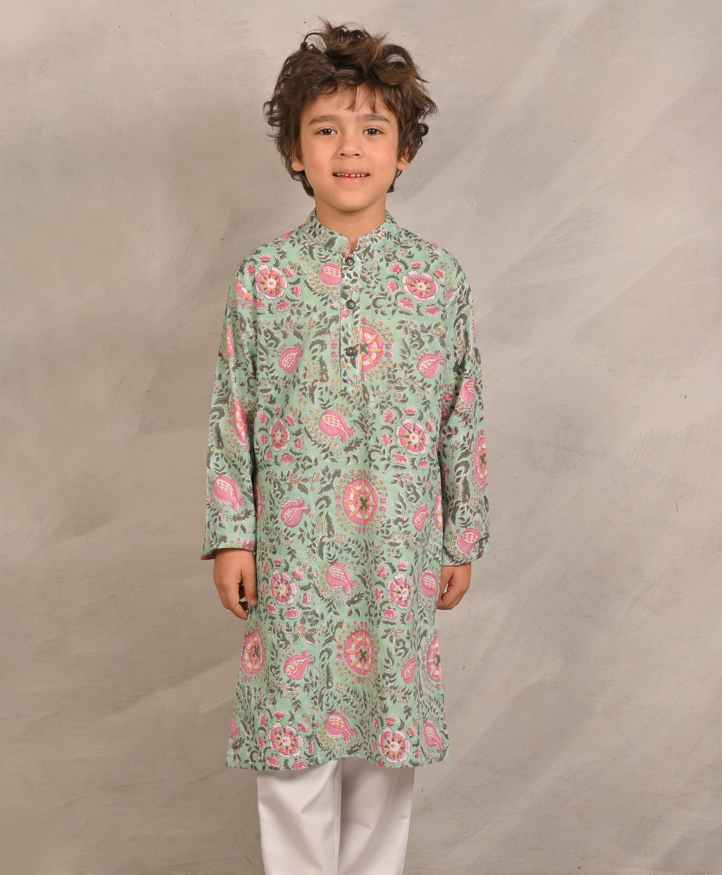 LIGHT GREEN FLORAL PRINT PURE COTTON KURTA - GREEN