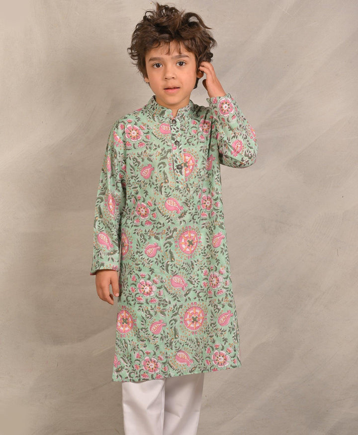 LIGHT GREEN FLORAL PRINT PURE COTTON KURTA - GREEN