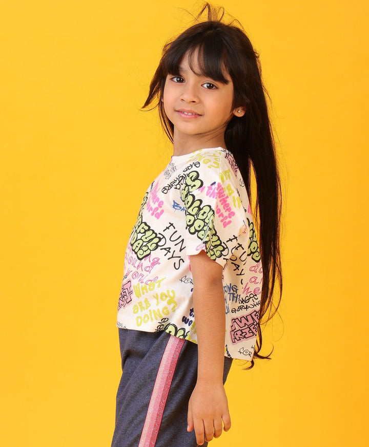 COLORFULL HAPPINESS SHORT SLEEVES T-SHIRT - WHITE - Anthrilo 