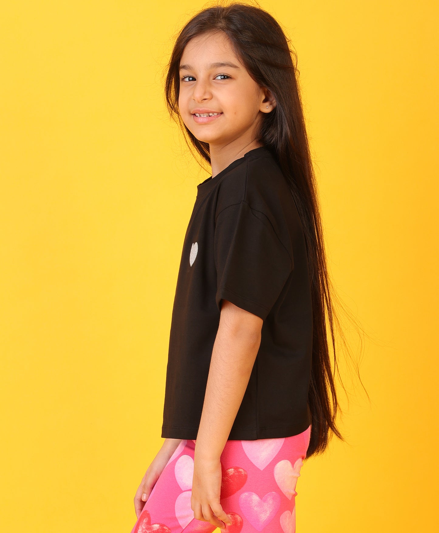 BLACK HEART SHORT SLEEVES SUMMER T-SHIRT - BLACK