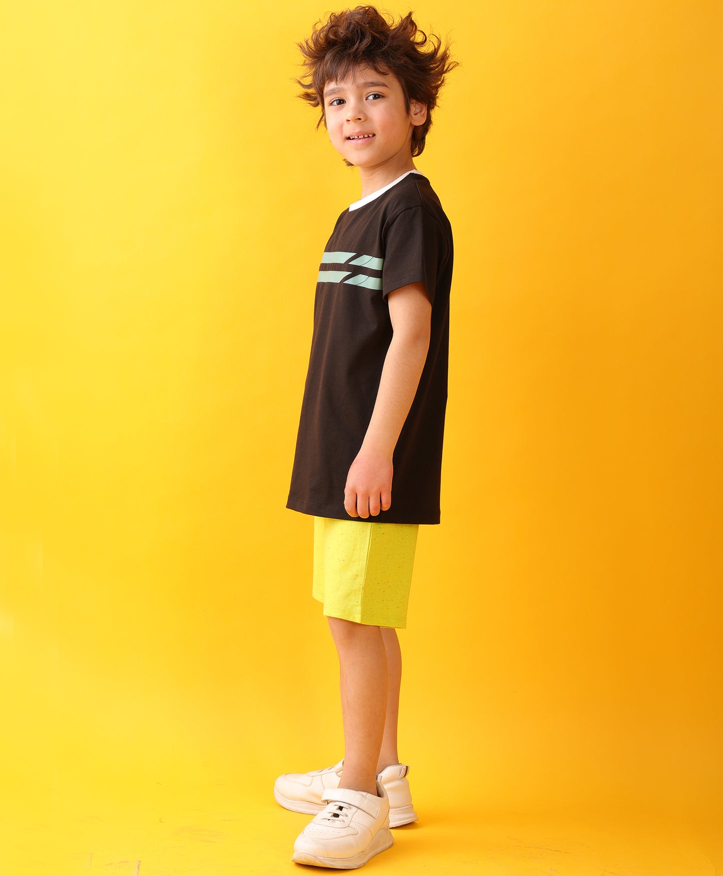 BLACK ENGLAND STRIPED LIME BOYS SHORTS SET - BLACK/LIME