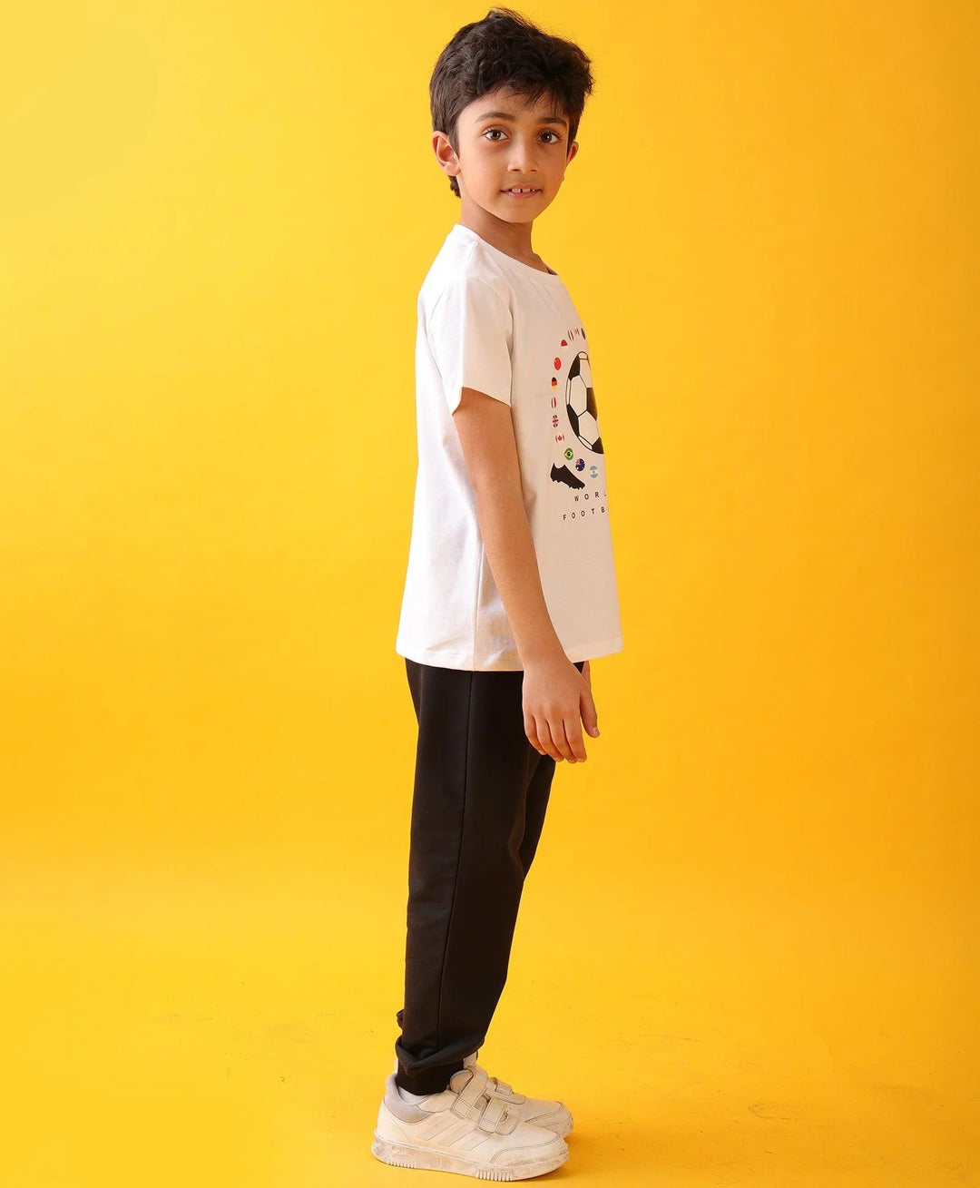 FOOTBALL SUMMER BLACK BOYS JOGGER SET - WHITE/BLACK - Anthrilo 