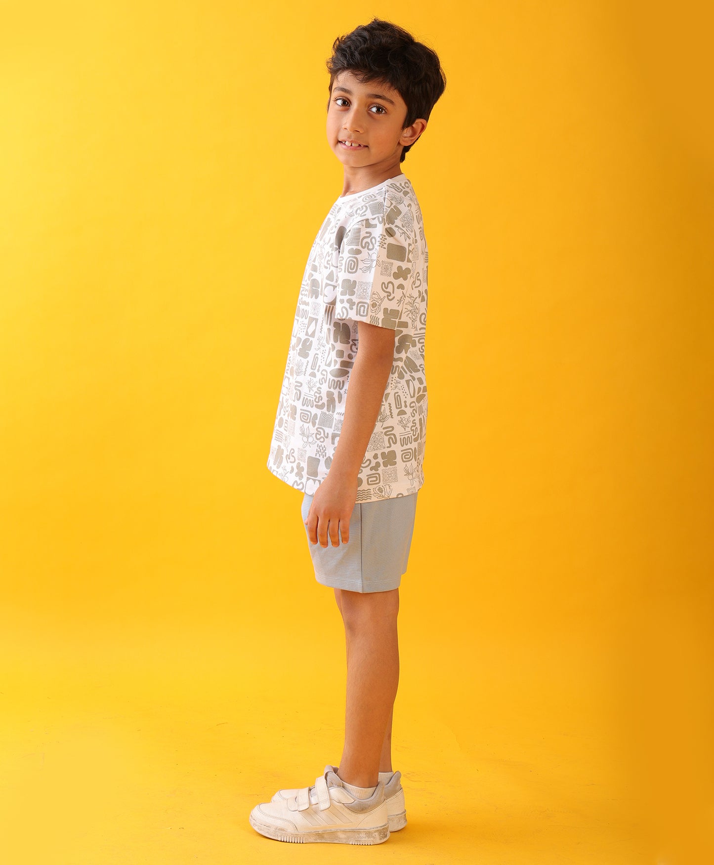 WAVES AOP SKY BOYS SHORTS SET - WHITE/SKY
