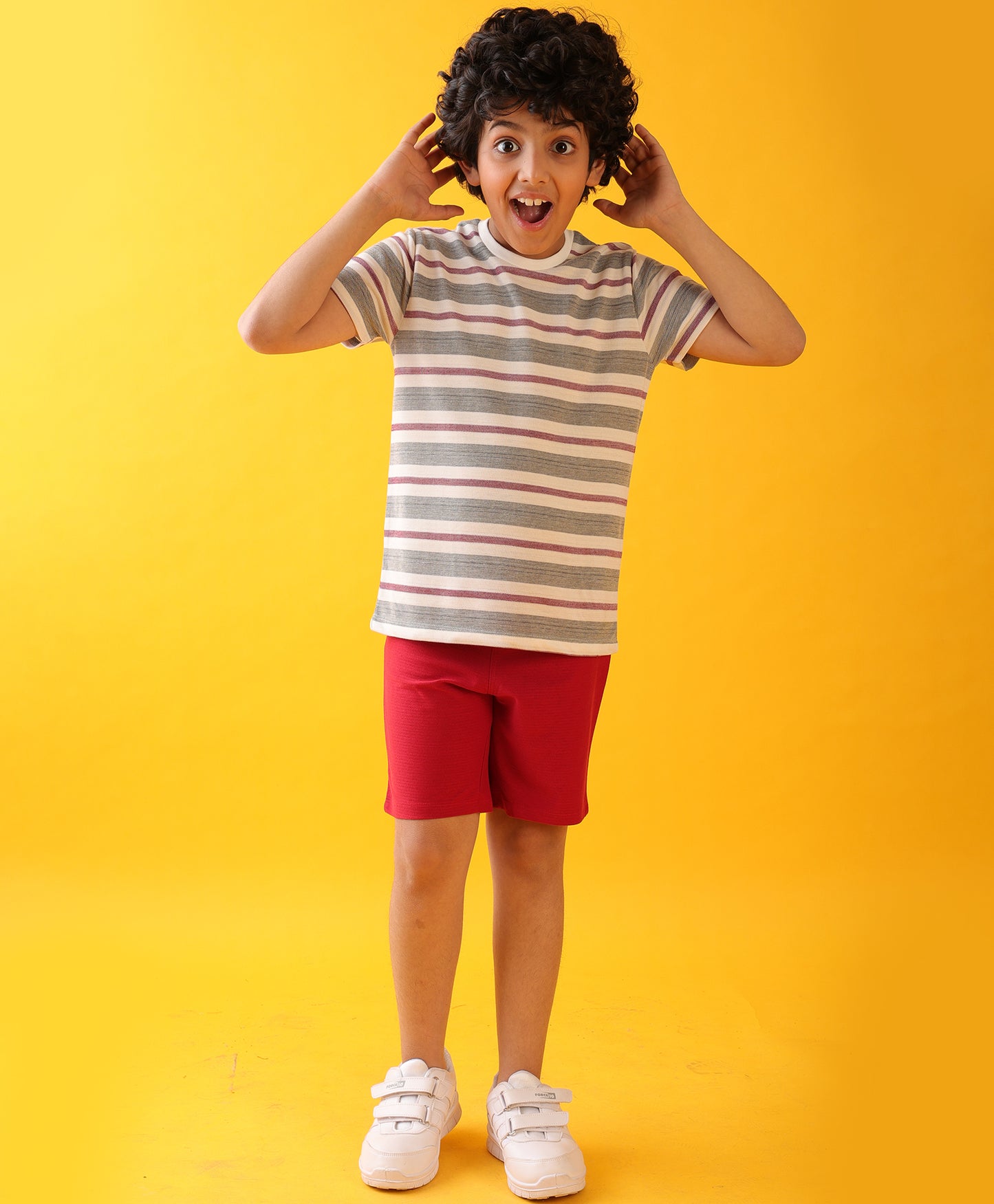 WHITE RED STRIPED MEHROON SUMMER SHORTS - MULTI/RED
