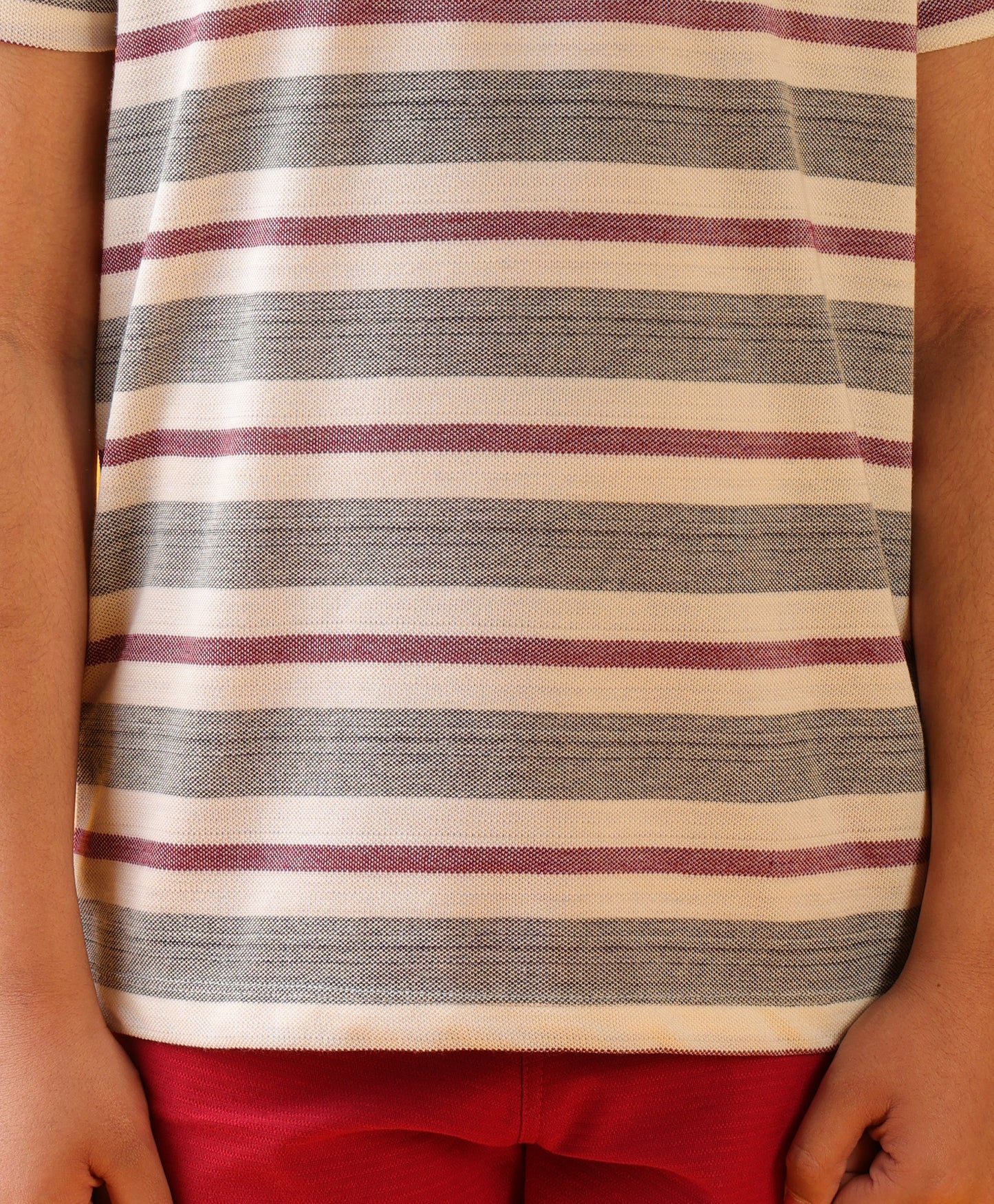 WHITE RED STRIPED MEHROON SUMMER SHORTS - MULTI/RED