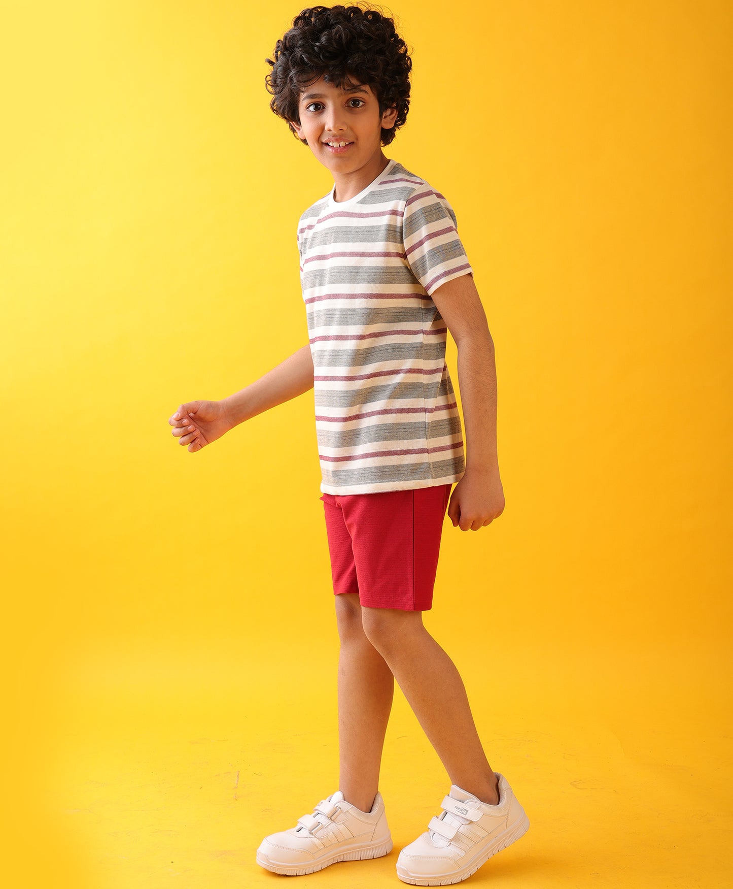 WHITE RED STRIPED MEHROON SUMMER SHORTS - MULTI/RED
