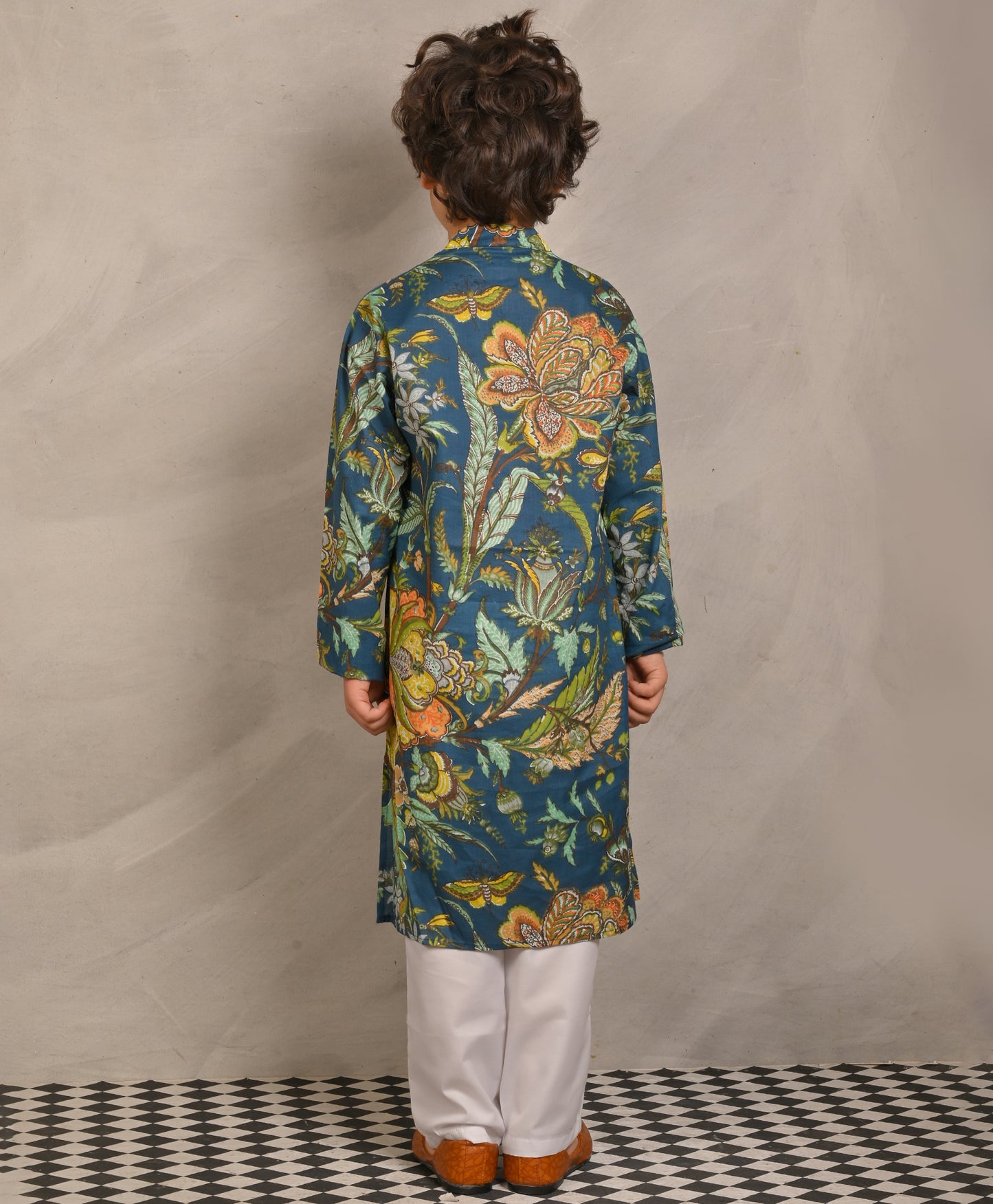 BLUE BLOCK PRINTED PURE COTTON KURTA PYJAMA SET - BLUE/WHITE