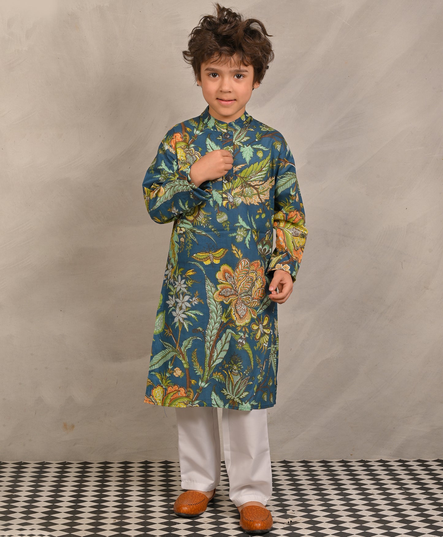 BLUE BLOCK PRINTED PURE COTTON KURTA PYJAMA SET - BLUE/WHITE