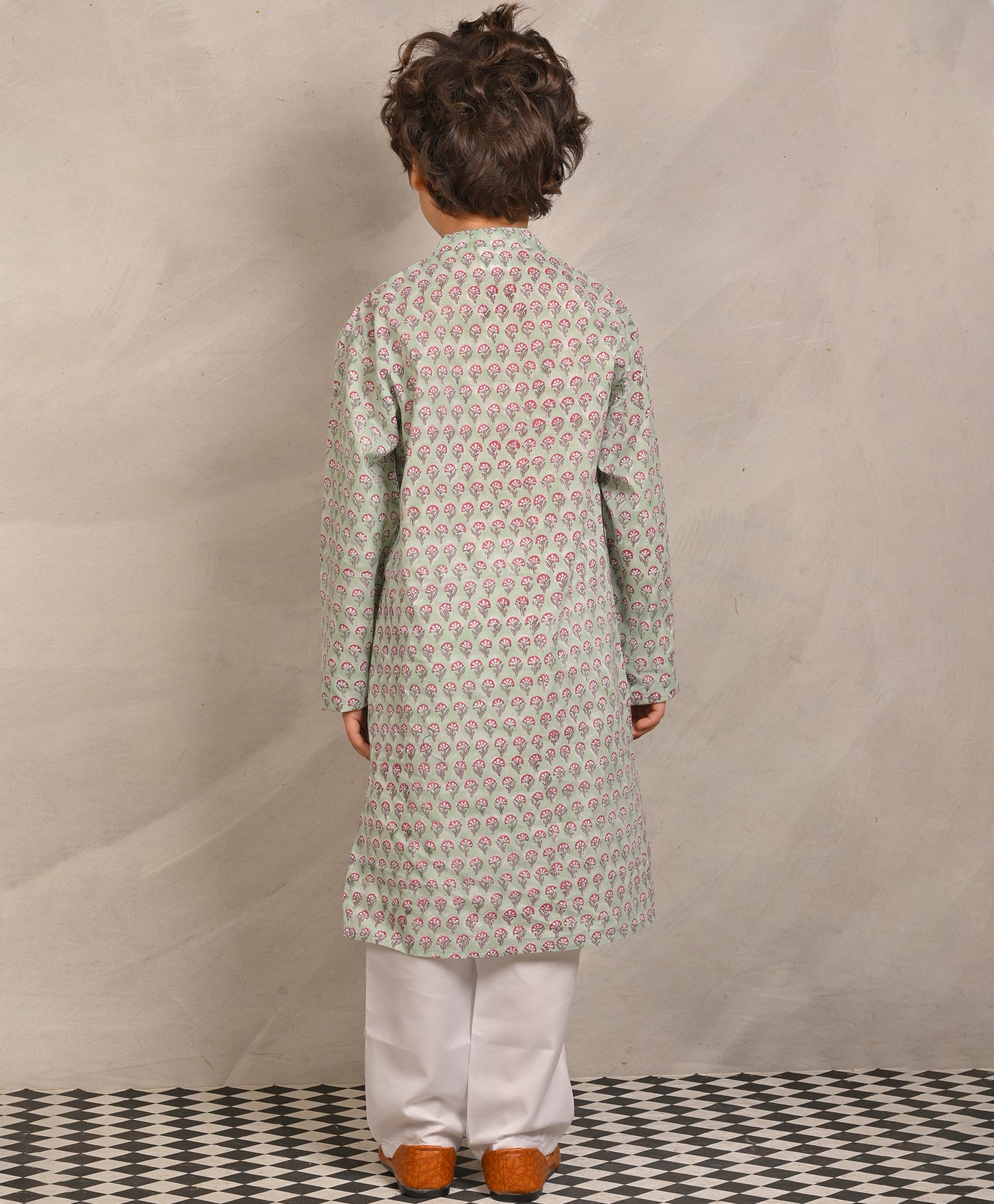 SAGE GREEN BLOCK PRINT PURE COTTON KURTA PYJAMA SET - SEA GREEN/WHITE
