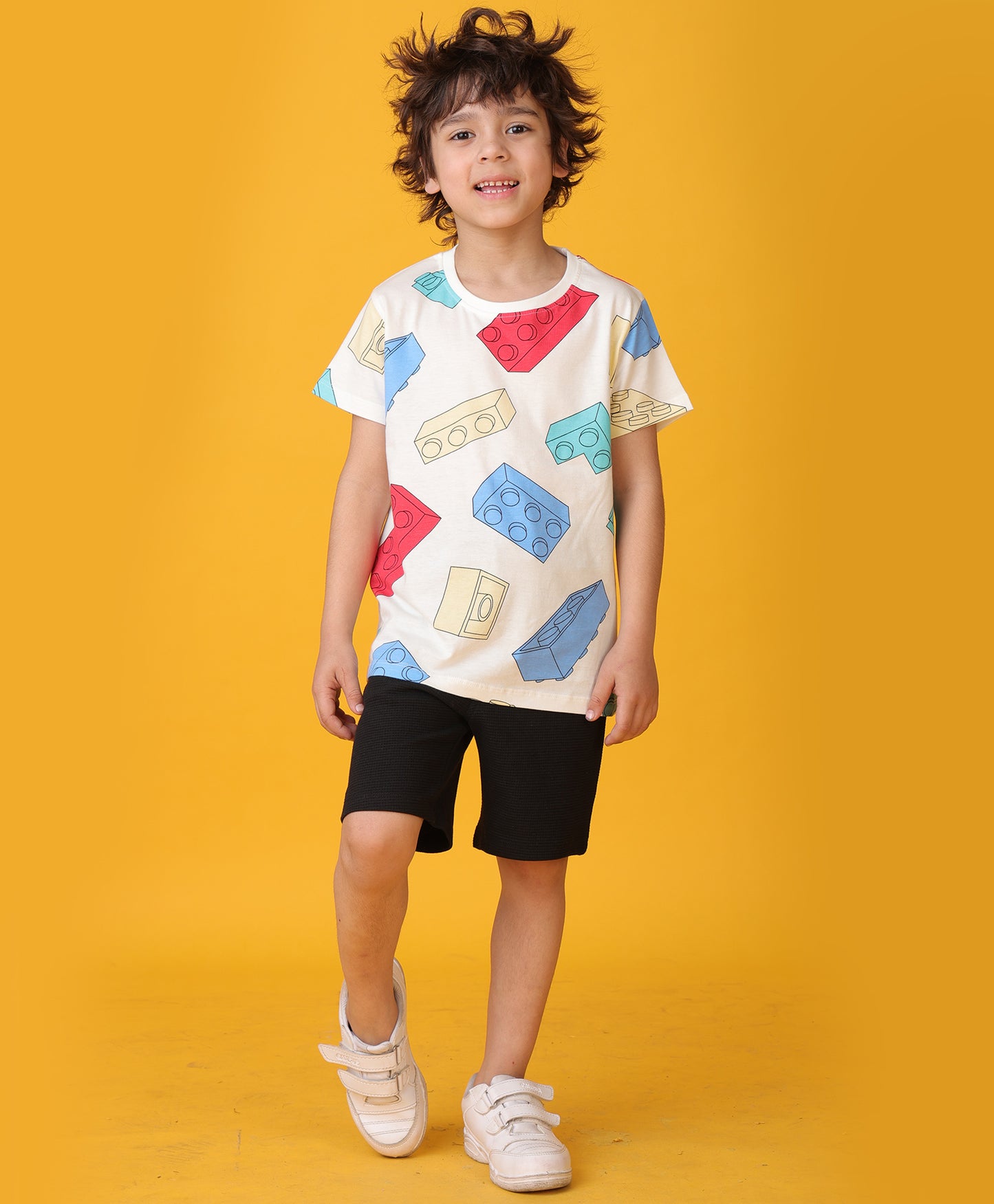 BLOCK T-SHIRT SUMMER BLACK SHORTS SET -  WHITE/BLACK