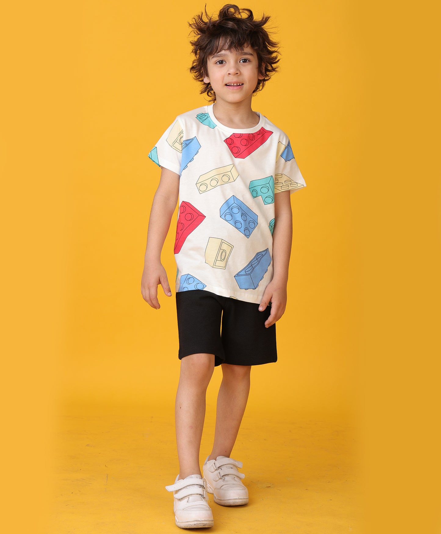 BLOCK T-SHIRT SUMMER BLACK SHORTS SET -  WHITE/BLACK
