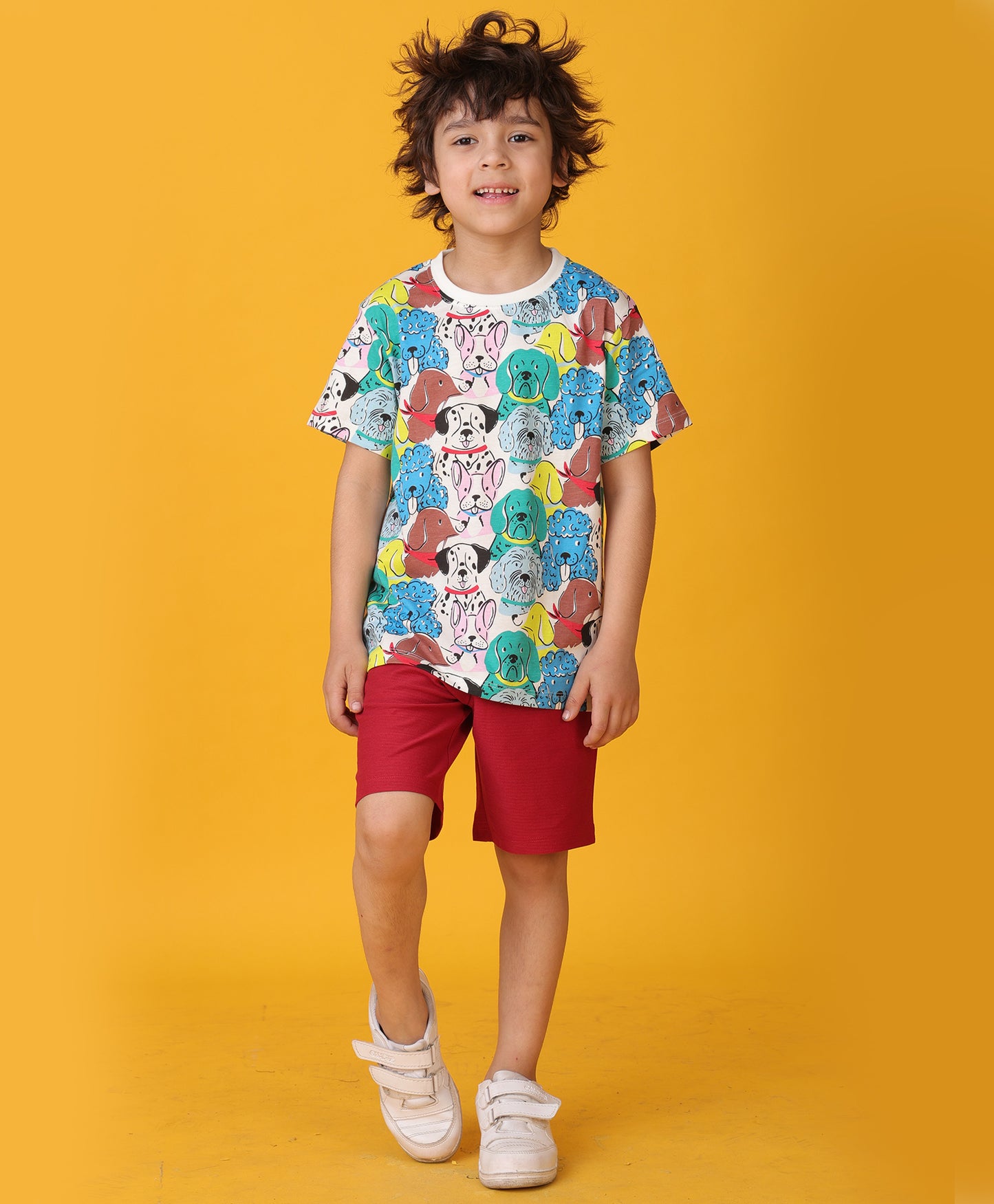 DOGS T-SHIRT RED SHORTS SET - WHITE/RED