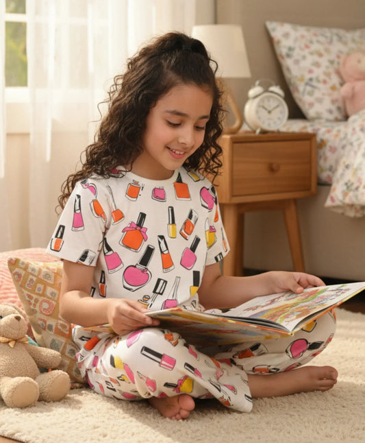 NAIL PAINT SHORT SLEEVE PYJAMA SET - WHITE