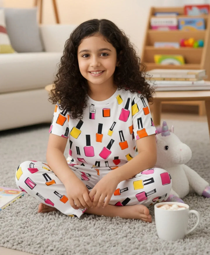 NAIL PAINT SHORT SLEEVE PYJAMA SET - WHITE - Anthrilo 