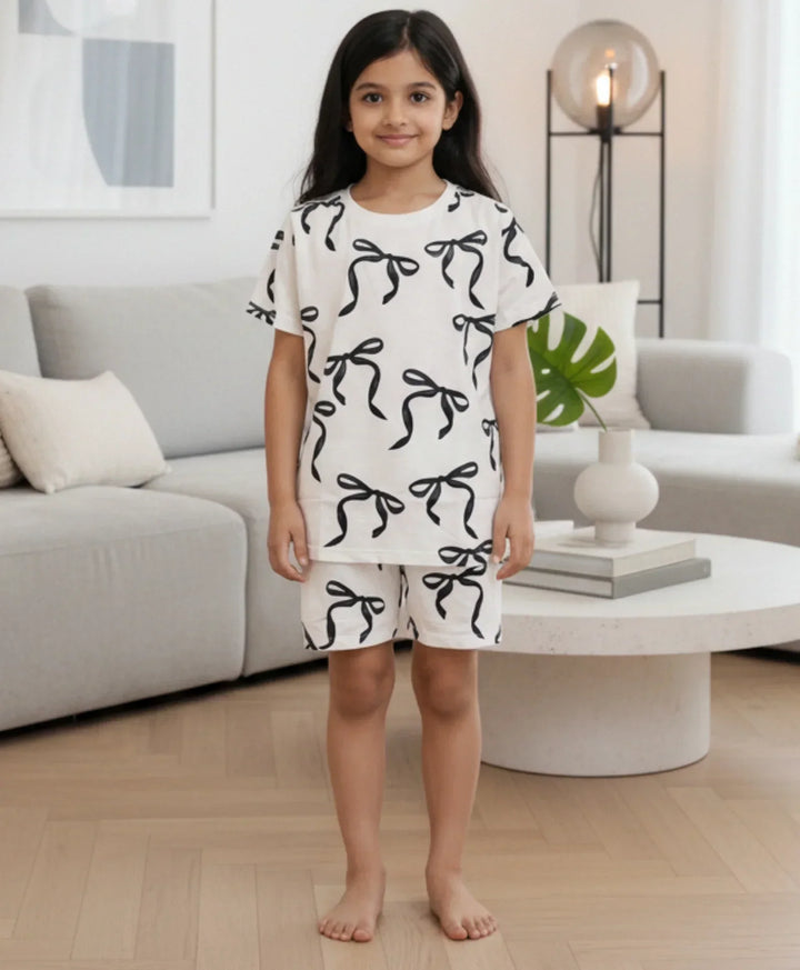 PRETTY BLACK BOW SLEEPWEAR SHORT SET - BLACK - Anthrilo 