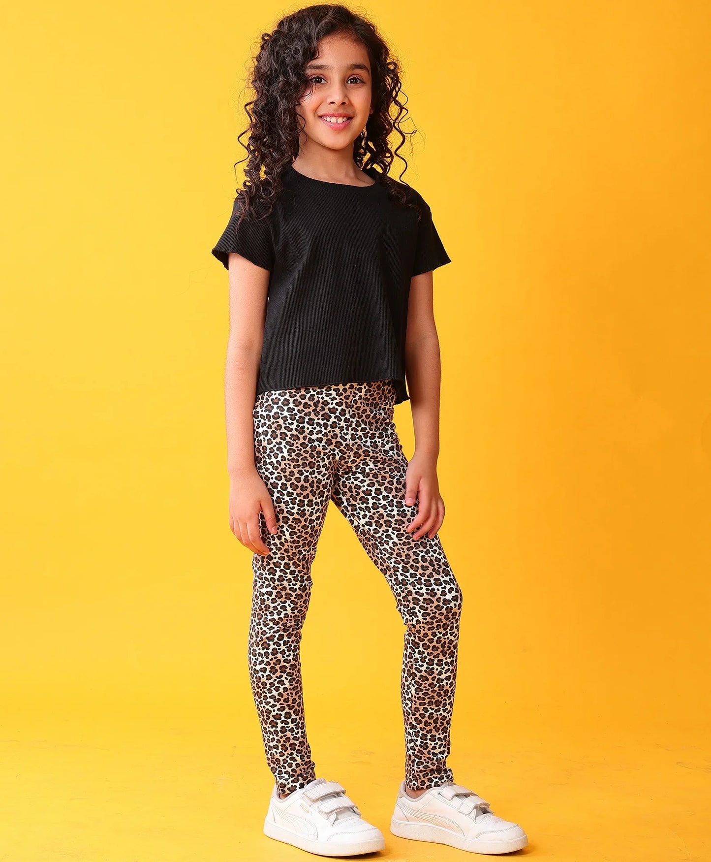 BLACK RIBBED SUMMER TSHIRT LEOPARD LEGGINGS SET - BLACK/PEACH